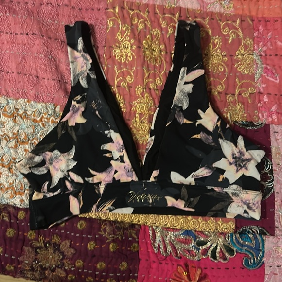 NWOT Victorias Secret Bralette XL - Picture 5 of 7